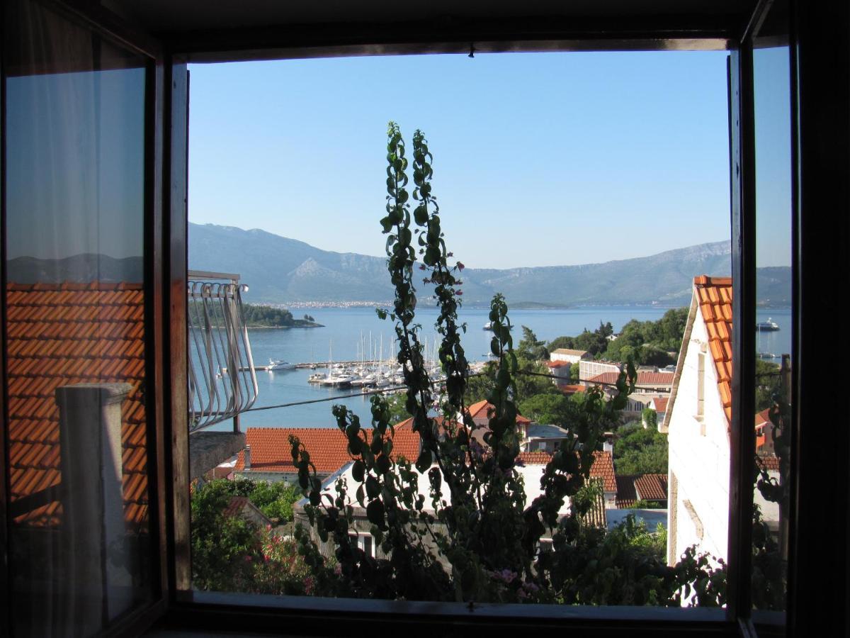 Apartments Lumbarda Exterior photo